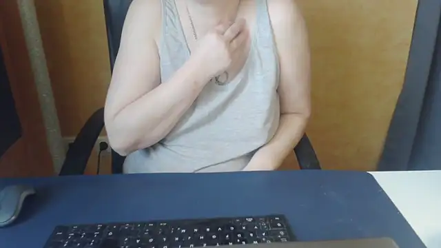 Sweet Phoenix online show from 12, 2, 2026