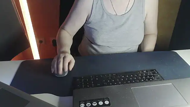 Sweet Phoenix online show from 23, 6, 2026