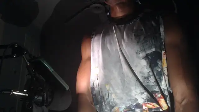 Snapshot of dominatingblacklove chatting on 14, 3, 2025 dominatingblacklove online show from 14, 3, 2025