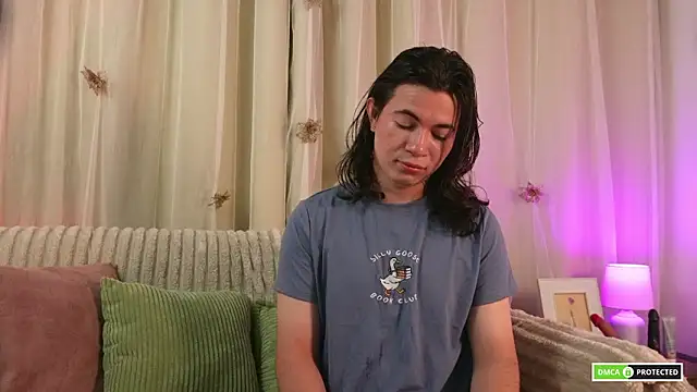 cute erelis  online show from 9, 2, 2026