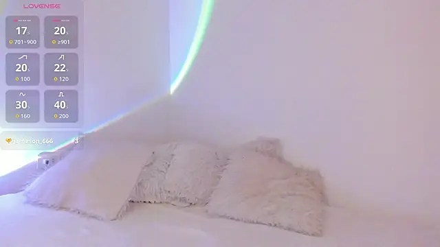 Henophiid online show from 4, 12, 2025