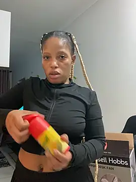 Thando04 online show from 5, 2, 2026