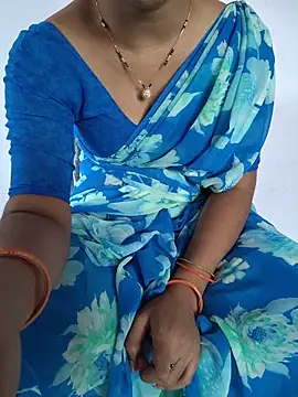 Snapshot of lovelygirl4567 chatting on 11, 6, 2026 lovelygirl4567 online show from 11, 6, 2026