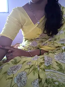 Snapshot of lovelygirl4567 chatting on 6, 5, 2026 lovelygirl4567 online show from 6, 5, 2026