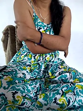 lovelygirl4567 online show from 21, 4, 2026