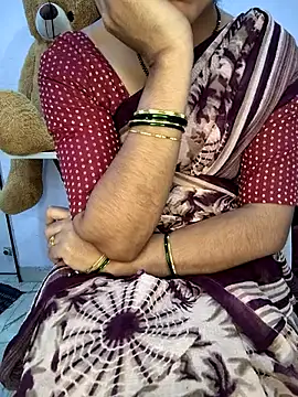 lovelygirl4567 online show from 5, 1, 2026