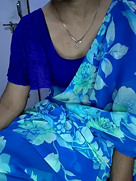 lovelygirl4567 online show from 18, 2, 2026