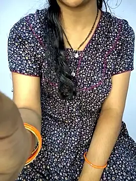 lovelygirl4567 online show from 13, 3, 2026