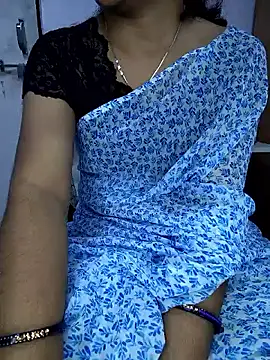 lovelygirl4567 online show from 15, 2, 2026