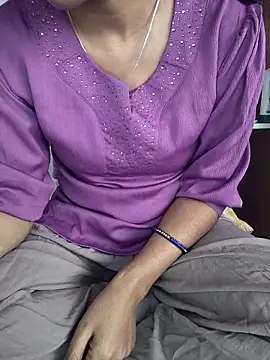 lovelygirl4567 online show from 14, 2, 2026