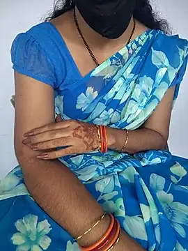 lovelygirl4567 online show from 11, 3, 2026