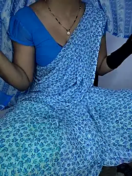 Snapshot of lovelygirl4567 chatting on 18, 7, 2026 lovelygirl4567 online show from 18, 7, 2026
