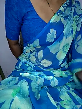 Snapshot of lovelygirl4567 chatting on 16, 7, 2026 lovelygirl4567 online show from 16, 7, 2026