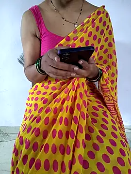 Snapshot of lovelygirl4567 chatting on 30, 6, 2026 lovelygirl4567 online show from 30, 6, 2026