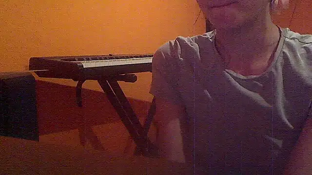 Analitayoung online show from 23, 3, 2026