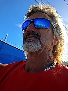 Cloudin around online show from 13, 6, 2026