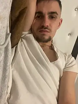 Demonpull69 online show from 2, 3, 2025