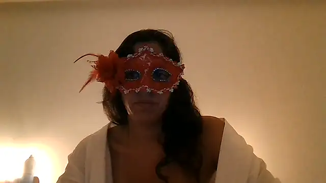 Snapshot of couple-tuga chatting on 11, 7, 2026 couple-tuga online show from 11, 7, 2026