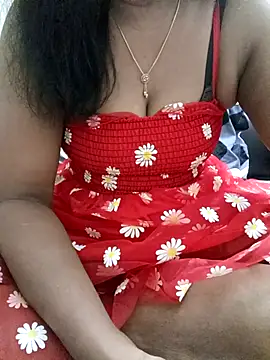 Snapshot of Tamil_Vishalini chatting on 28, 4, 2026 Tamil Vishalini online show from 28, 4, 2026