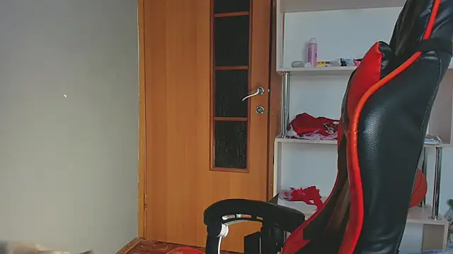  lisacute online show from 4, 1, 2025