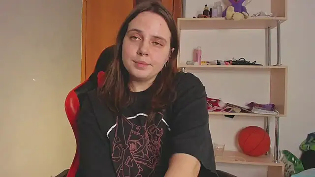  lisacute online show from 5, 1, 2025