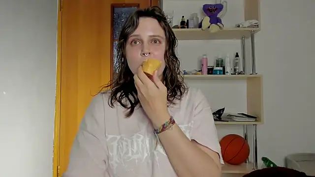  lisacute online show from 13, 1, 2025