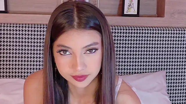 NickyBelmonth online show from 1, 2, 2025