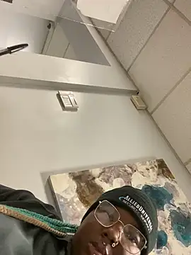 DamnBubbles online show from 19, 1, 2025