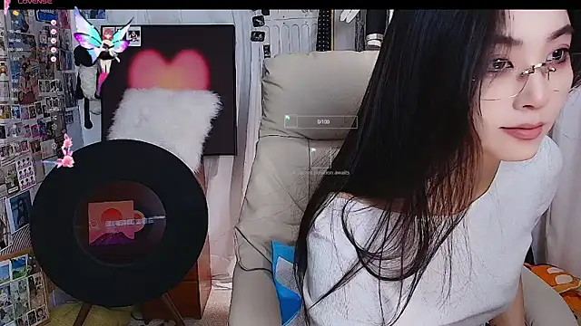 Snapshot of xiaotiantian-76 chatting on 3, 12, 2025 xiaotiantian-76 online show from 3, 12, 2025