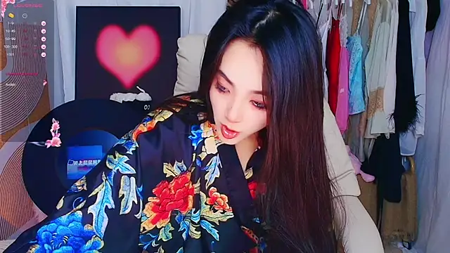 Snapshot of xiaotiantian-76 chatting on 15, 11, 2025 xiaotiantian-76 online show from 15, 11, 2025