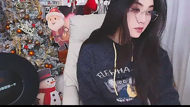 Snapshot of xiaotiantian-76 chatting on 19, 12, 2025 xiaotiantian-76 online show from 19, 12, 2025