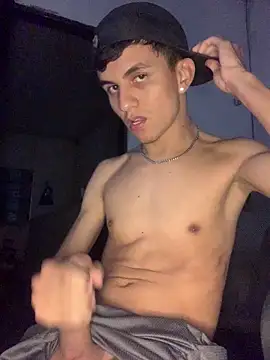 Snapshot of gabrielzinnnn085 chatting on 23, 11, 2025 gabrielzinnnn085 online show from 23, 11, 2025