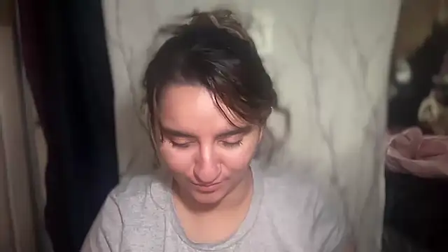 mamifresita online show from 27, 11, 2025