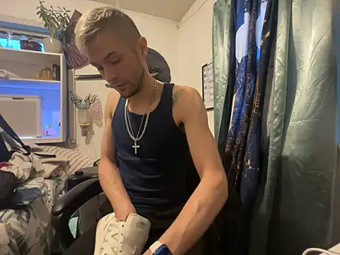 Trystan Spellman online show from 7, 5, 2026