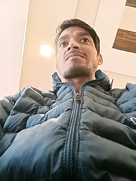 Tarun 0026 online show from 3, 12, 2025