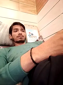 Snapshot of Tarun_0026 chatting on 27, 10, 2025 Tarun 0026 online show from 27, 10, 2025