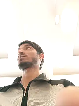 Snapshot of Tarun_0026 chatting on 24, 10, 2025 Tarun 0026 online show from 24, 10, 2025