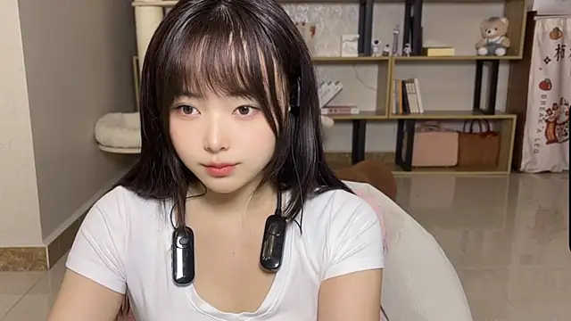 Snapshot of Chenjing0 chatting on 10, 10, 2025 Chenjing0 online show from 10, 10, 2025