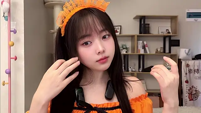 Snapshot of Chenjing0 chatting on 26, 10, 2025 Chenjing0 online show from 26, 10, 2025