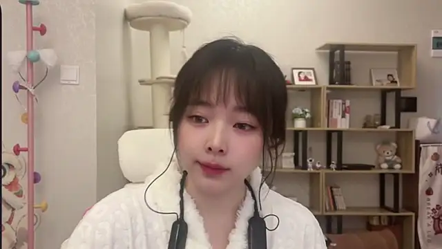 Chenjing0 online show from 5, 12, 2025