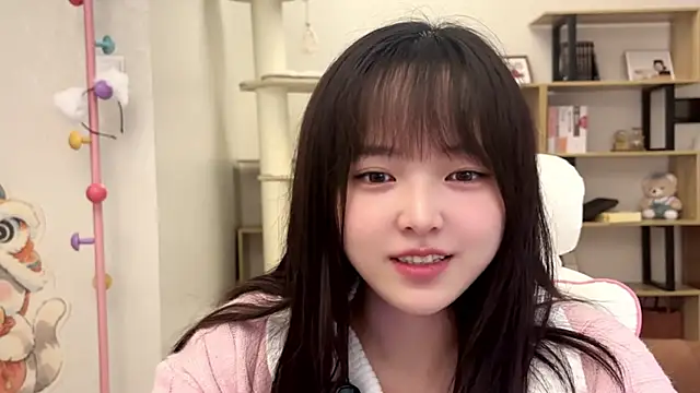 Snapshot of Chenjing0 chatting on 31, 10, 2025 Chenjing0 online show from 31, 10, 2025