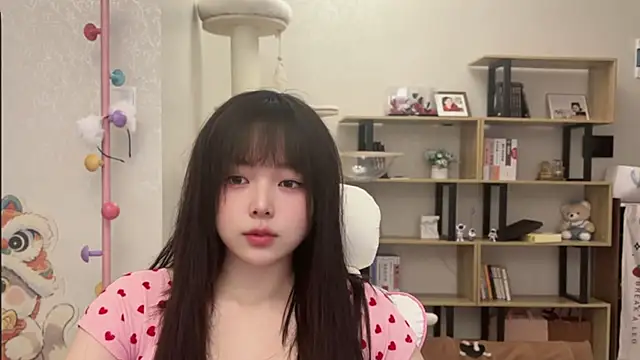 Snapshot of Chenjing0 chatting on 4, 11, 2025 Chenjing0 online show from 4, 11, 2025