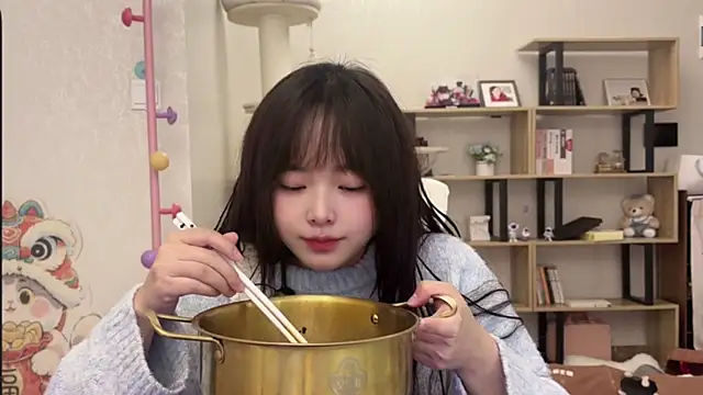 Snapshot of Chenjing0 chatting on 14, 11, 2025 Chenjing0 online show from 14, 11, 2025