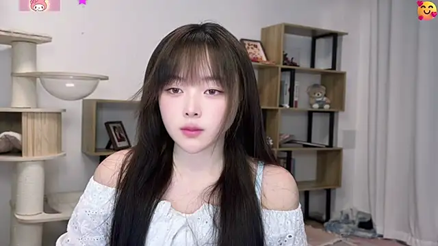 Snapshot of Chenjing0 chatting on 4, 6, 2026 Chenjing0 online show from 4, 6, 2026
