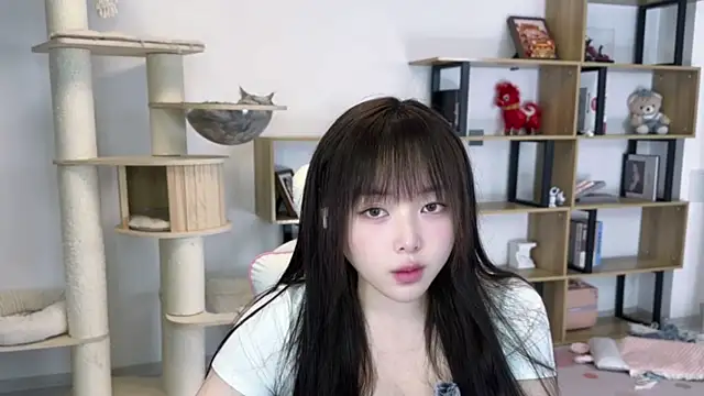 Snapshot of Chenjing0 chatting on 28, 4, 2026 Chenjing0 online show from 28, 4, 2026