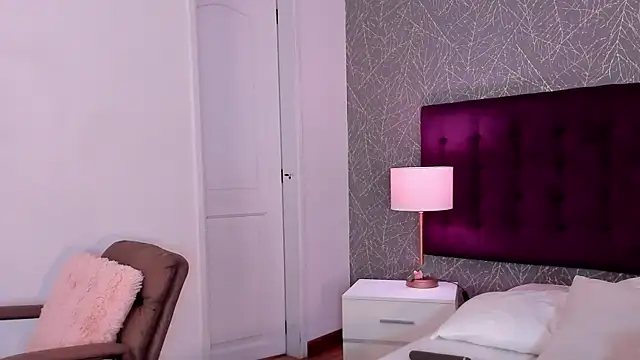 Snapshot of LiaCathaleya chatting on 6, 6, 2026 LiaCathaleya online show from 6, 6, 2026