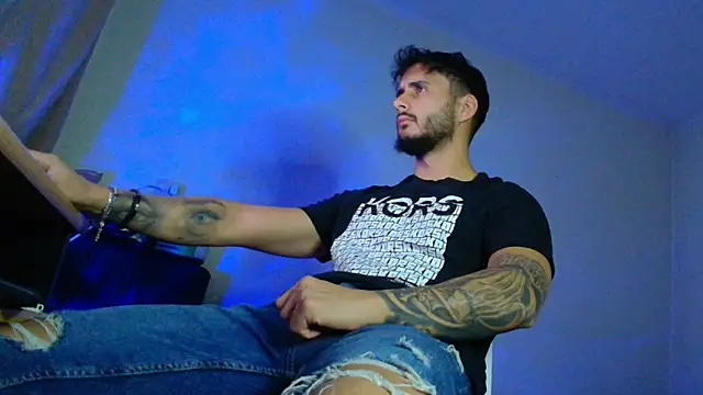 XanderCage99 online show from 12, 10, 2025