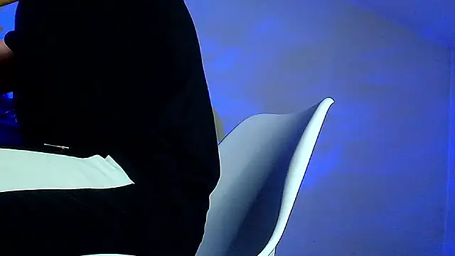 XanderCage99 online show from 5, 1, 2026