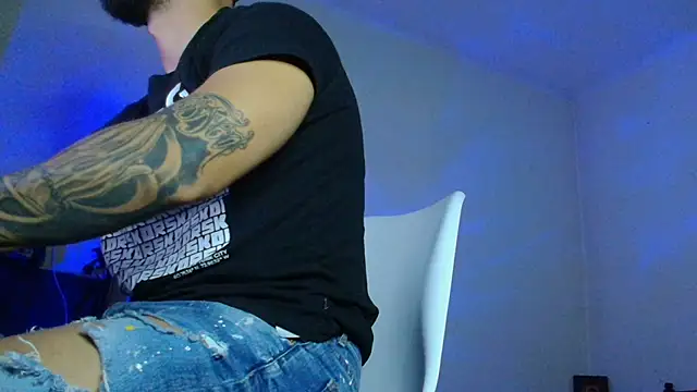 XanderCage99 online show from 18, 11, 2025