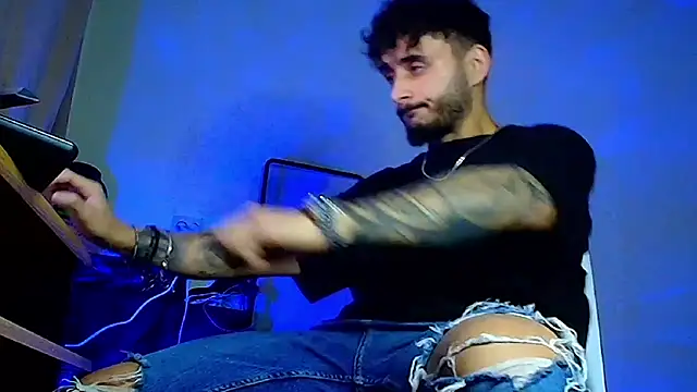 XanderCage99 online show from 24, 2, 2026